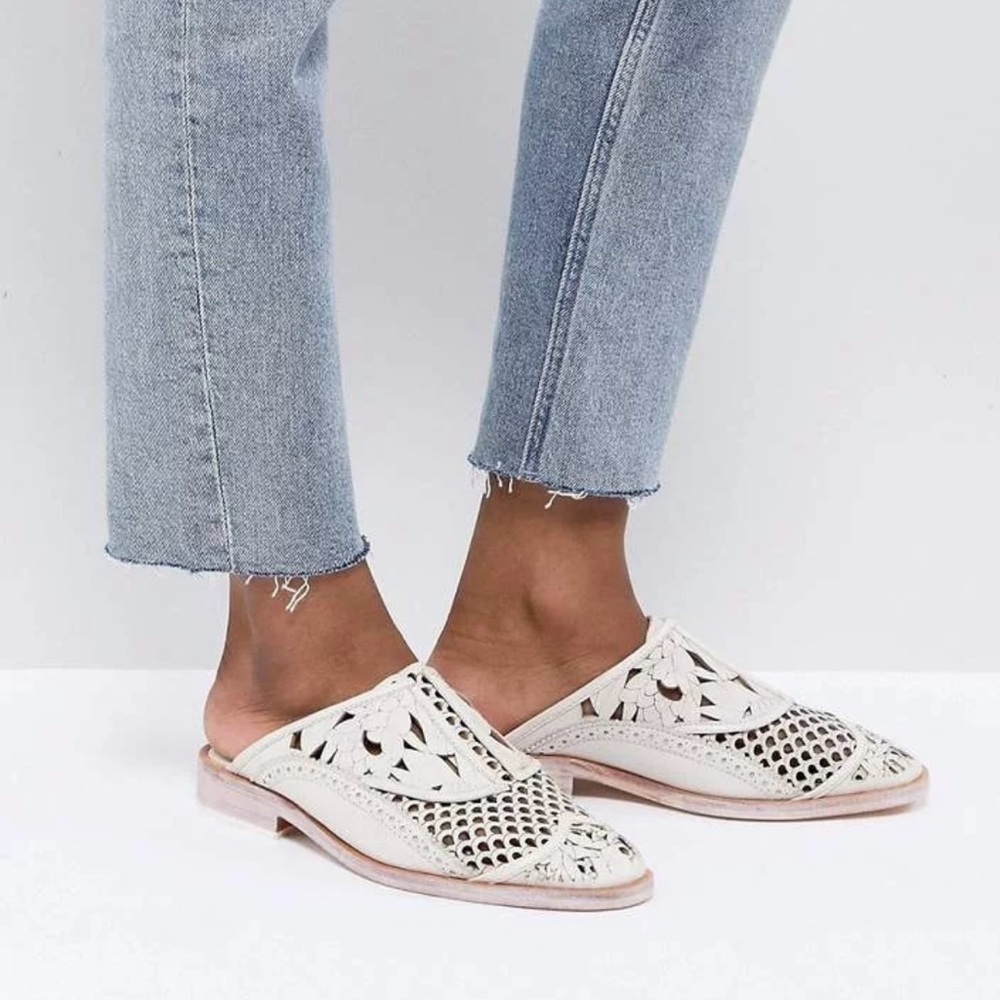 Free people paramount slip on mules gray size 38 US 7.5 EUC